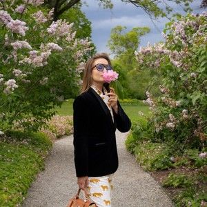 Meet your Posher, Valeria